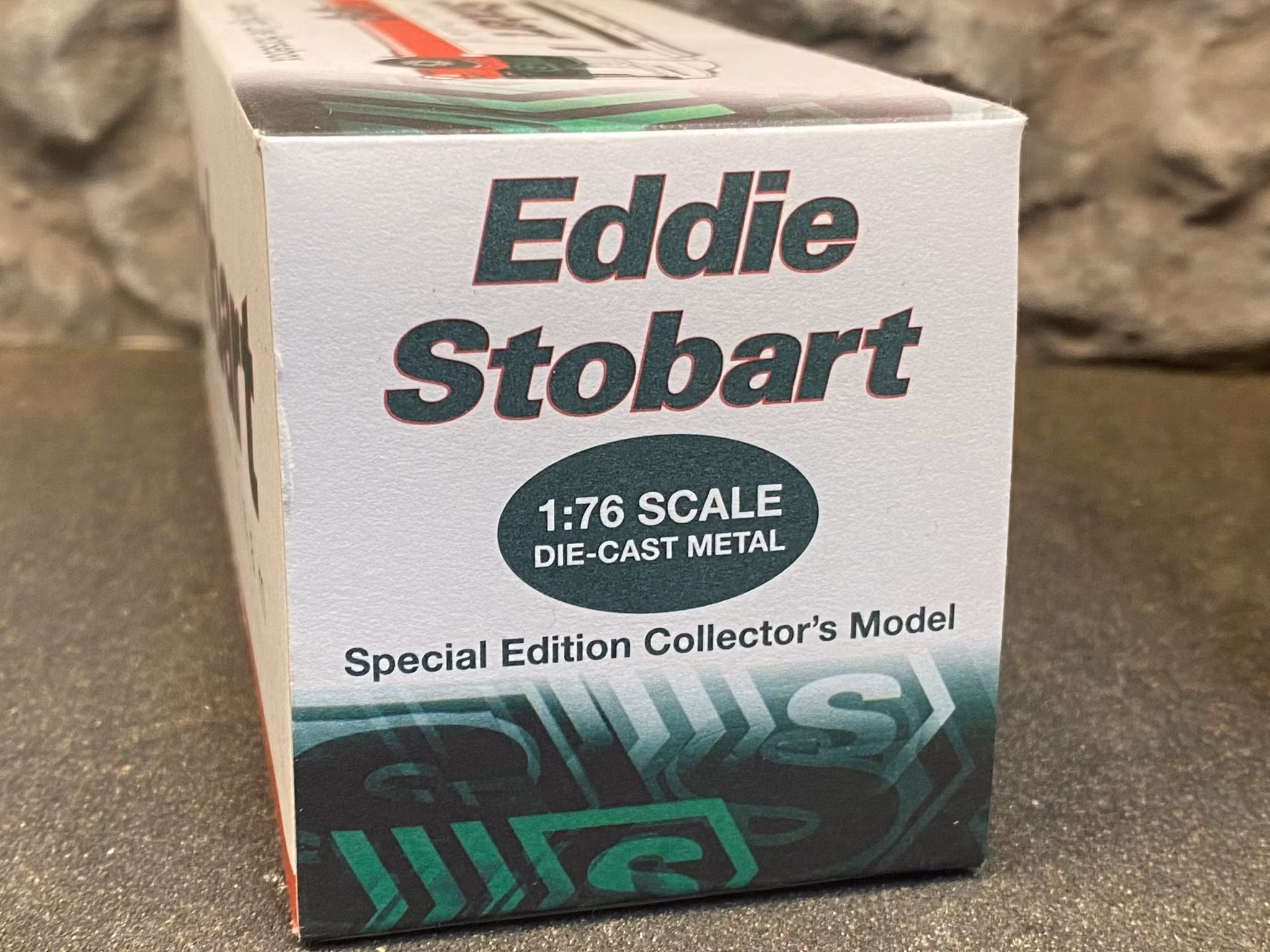 Skala 1/76 Scania High Line Horsebox fr Atlas