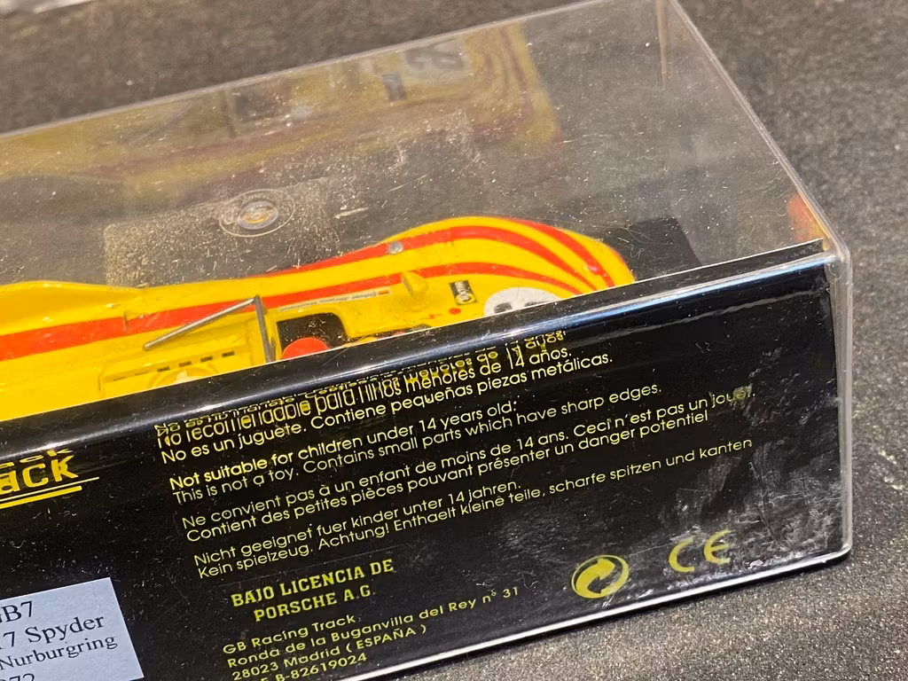 Skala 1/32 Analog GB track slotcar/ Bil t Bilbana: Porsche 917 Spyder - Nurburgring 72