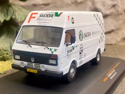 Skala 1/43 Volkswagen LT45 LWB, Rally Assistance Van fr IXO Models