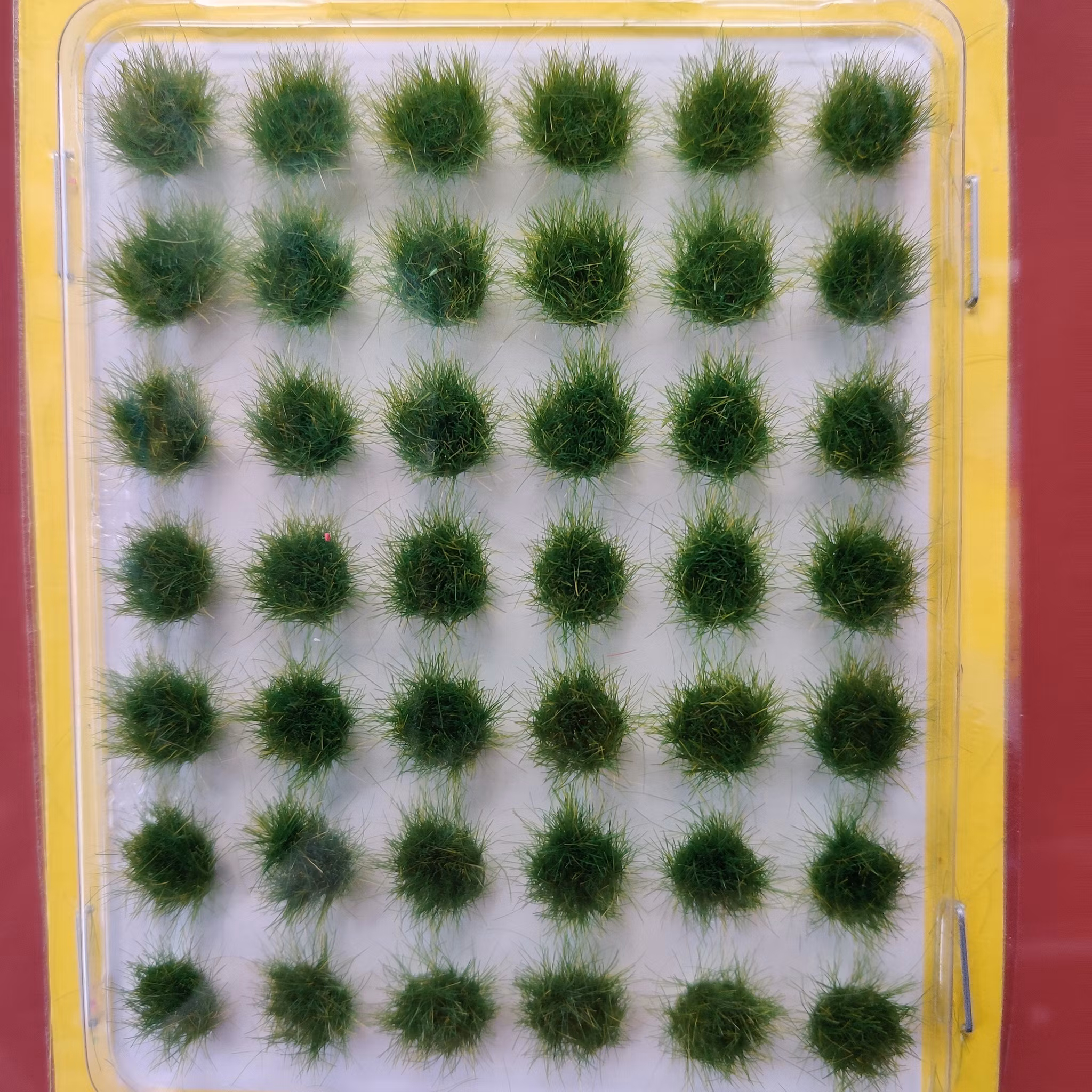 NOCH 07032 Grästuvor mini gröna/Grass Tufts mini green 42 stycken/pcs