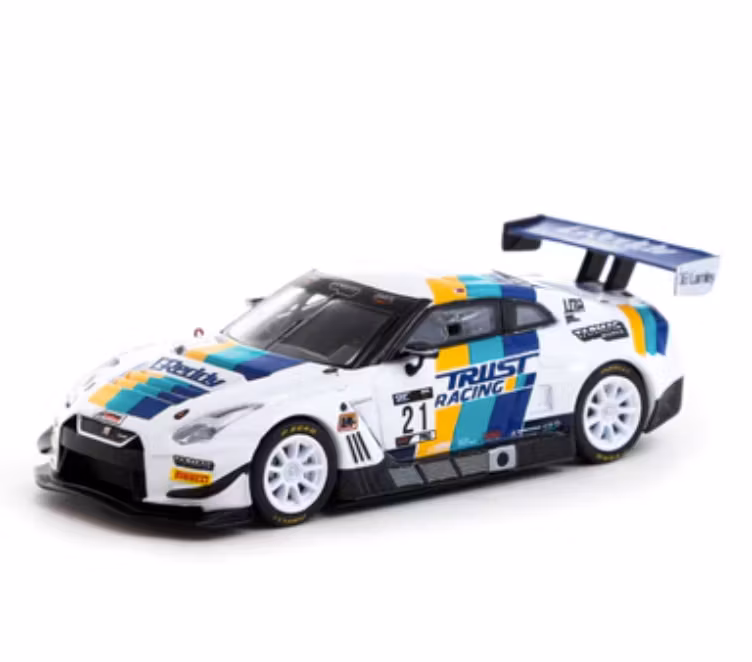 Skala 1/64 Nissan GT-R NISMO GT3 GT World CAE 2020 #21 w Truck TARMAC