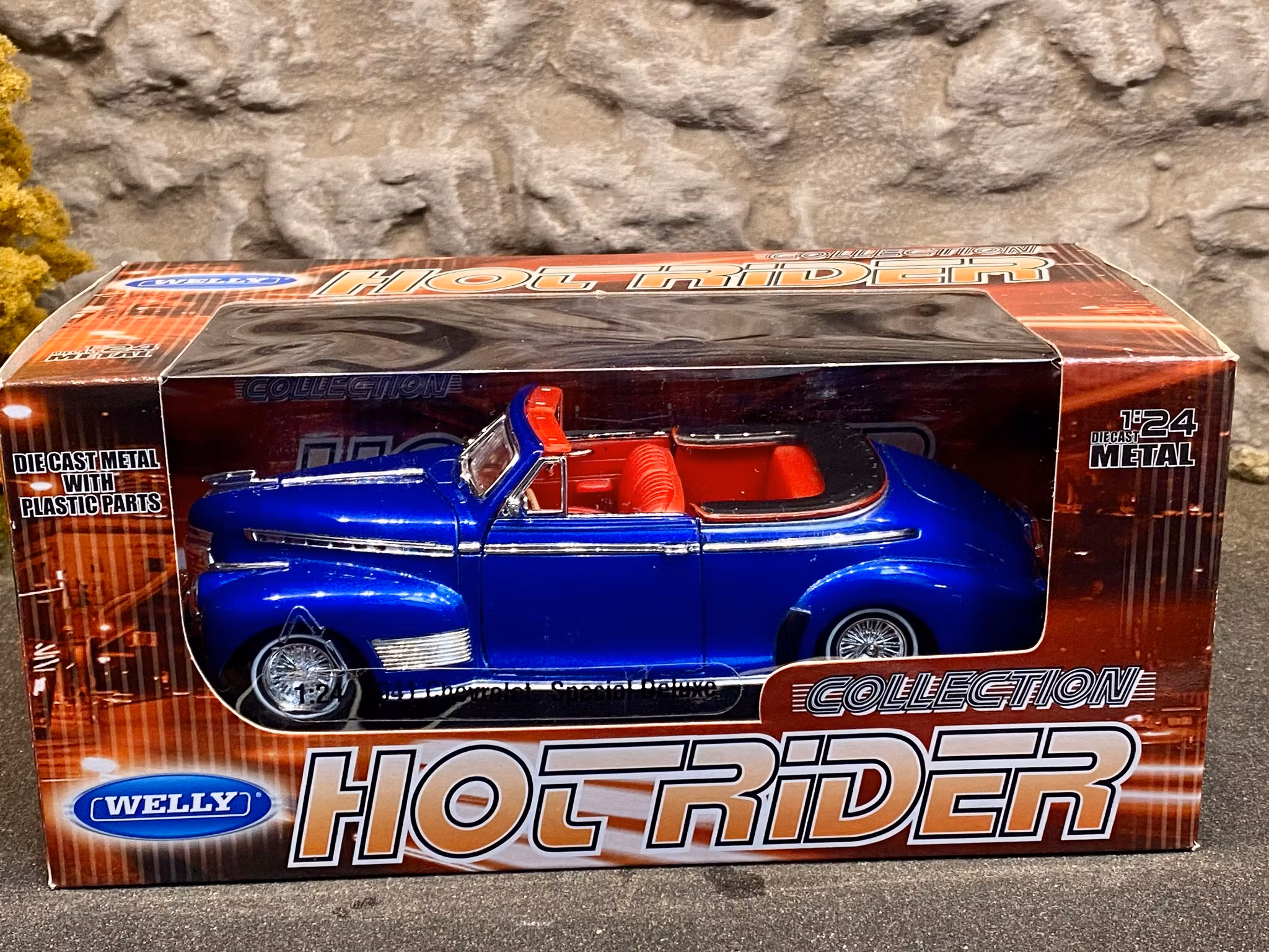 Skala 1/24: Chevrolet Special Deluxe 41' Conv. Blue met. fr Welly Hotrider Collection