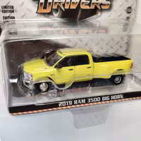 Skala 1/64 - RAM 3500 Big Horn 19' "Dually Drivers" fr GreenLight