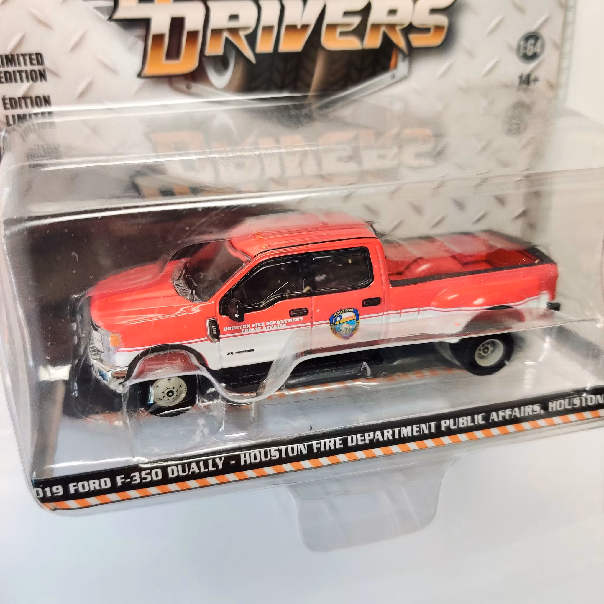 Skala 1/64 - Ford F-350 Dually 19' "Dually Drivers" fr GreenLight Lmt Ed