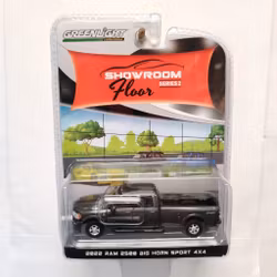 Skala 1/64 RAM 2500 Big Horn Sport 4x4 22' "Showroom Floor" Ser.2 fr Greenlight