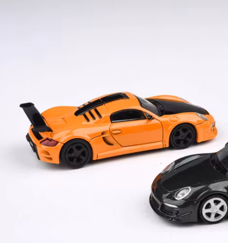 Skala 1/64 2012 RUF CTR3 Clubsport (Porsche) - Orange, LHD  fr Para64