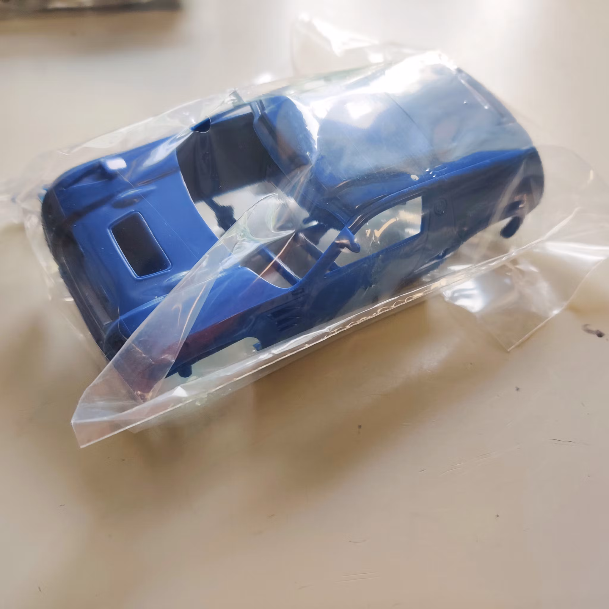 Skala 1/32 Revell "Build And Play" VW Volkswagen Touareg Rallye 06400 (Oöppnad)