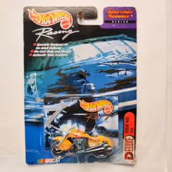 Skala 1/64 Hot Wheels Racing, NASCAR "Scorchin Scoter" Kodak MAX Film