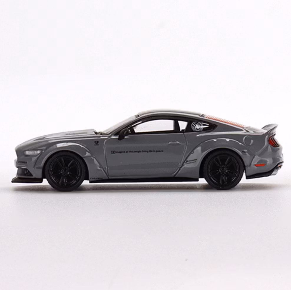 Skala 1/64 - Ford Mustang GT LB-Works Grey fr MINI GT