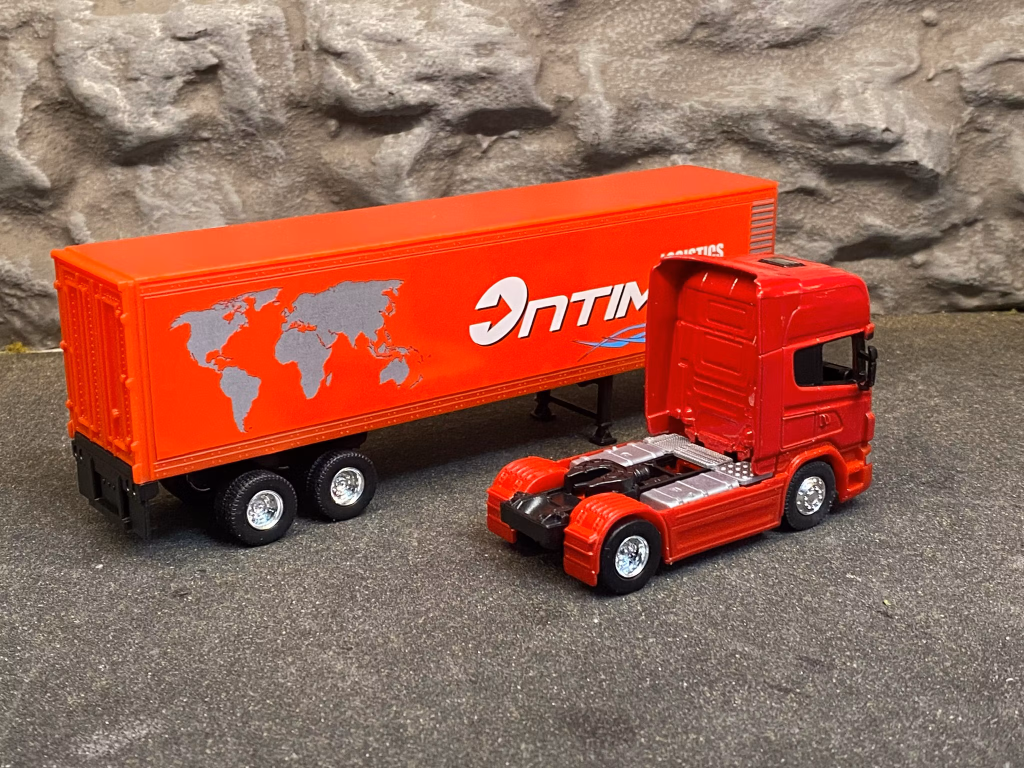Skala 1/64 - Scania V8 R730 w trailer "Ontime Logistics", red fr Welly