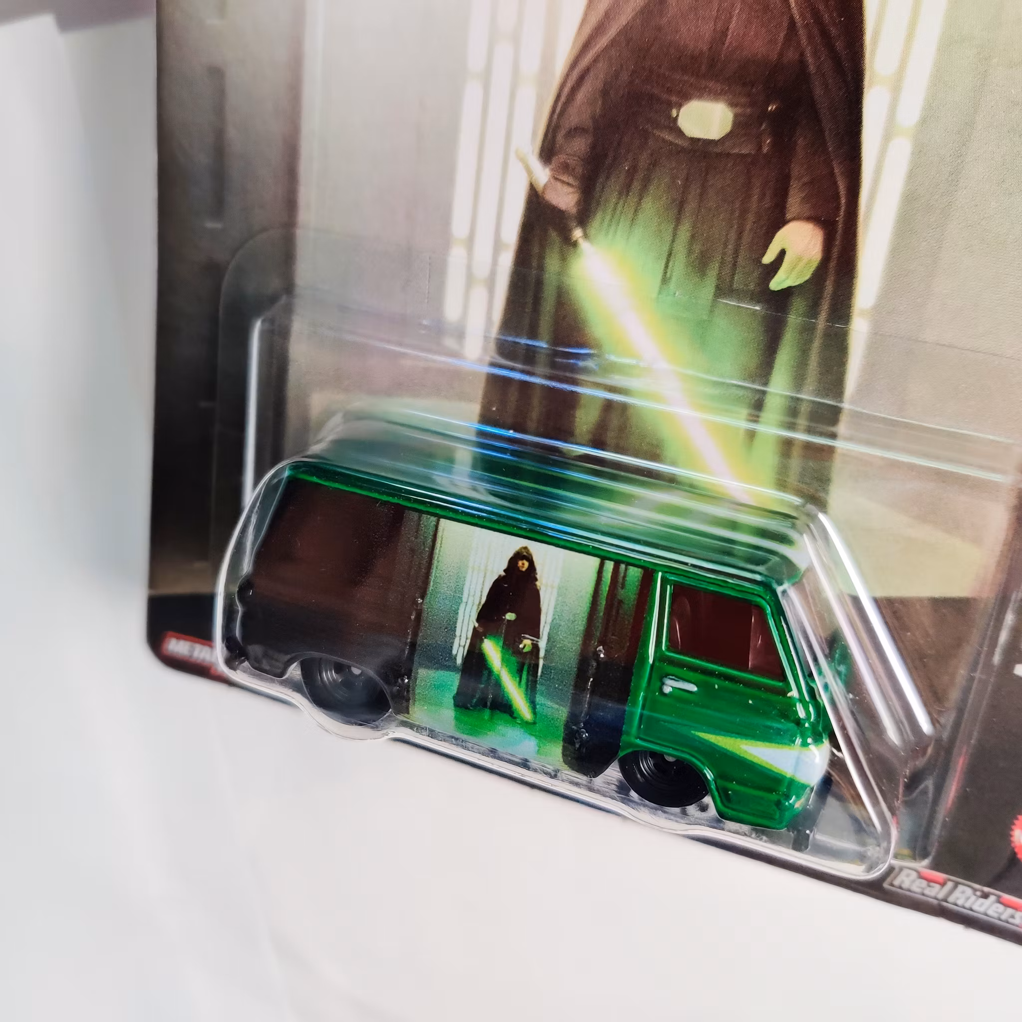 Skala 1/64 Hot Wheels PREMIUM, Dodge A100 66' "Star Wars - Mandalorian"