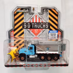Skala 1/64 Mack Granite Dump Truck 19' "S.D. Truck series 17" från GreenLight