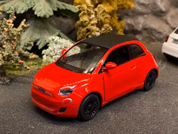 Skala 1/24 (1/28) Fiat 500e, Red fr Kinsmart