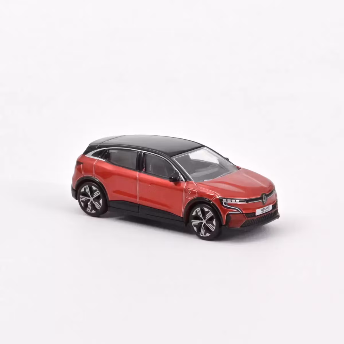 Skala 1/64 Renault Megane E-Tech 100% Electric 2022 Flame Red and Black fr NOREV