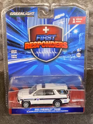 Skala 1/64 2021 Chevrolet Tahoe - Blooming Grove  "First Responders" fr Greenlight