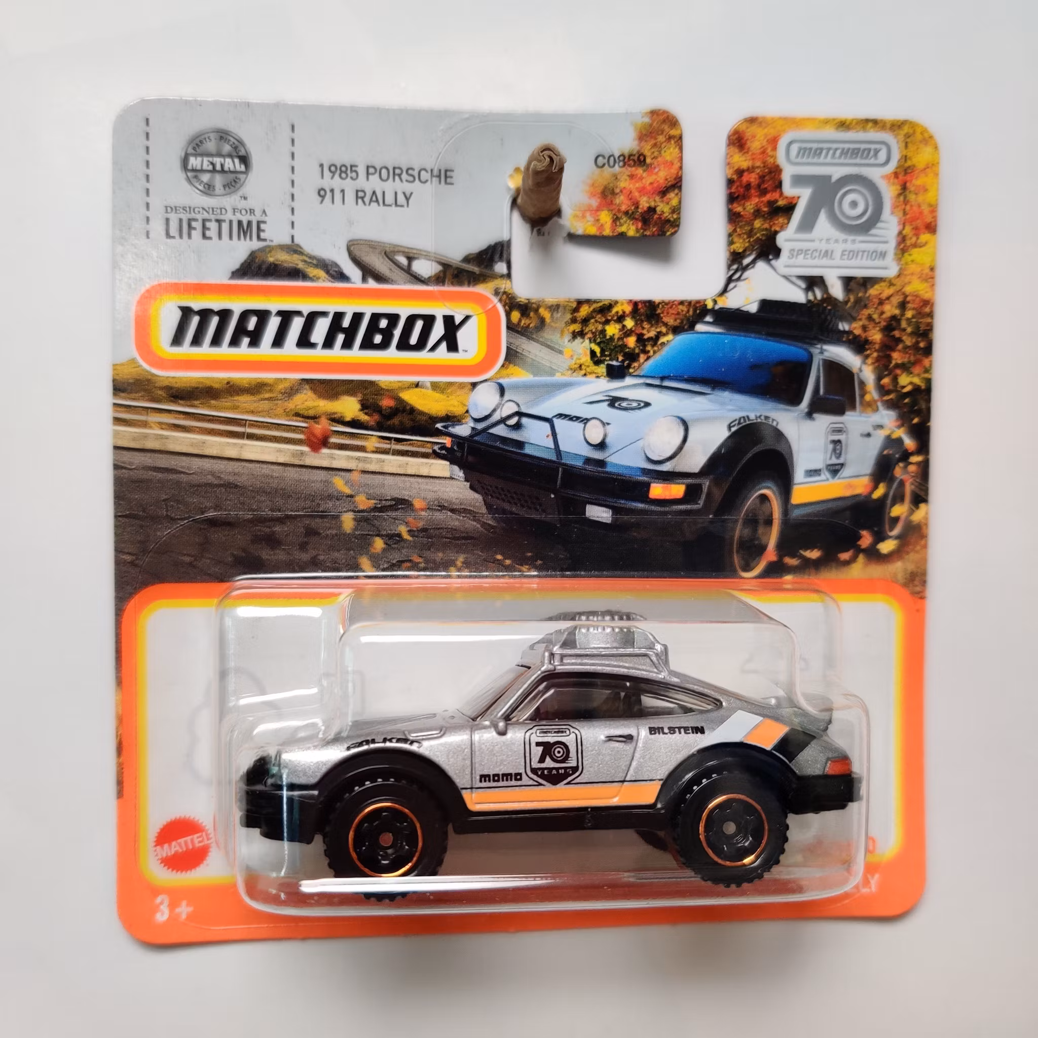 Skala 1/64 Matchbox 70-years: Porsche 911 Rally