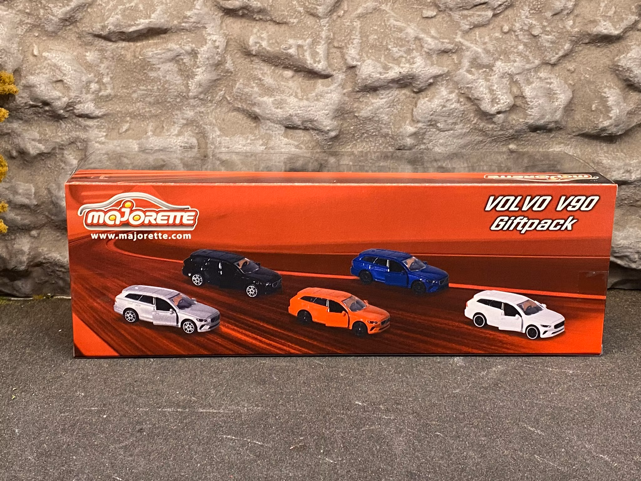 NEW! Skala 1/64 Volvo V90 Giftpack 5-pack fr Majorette