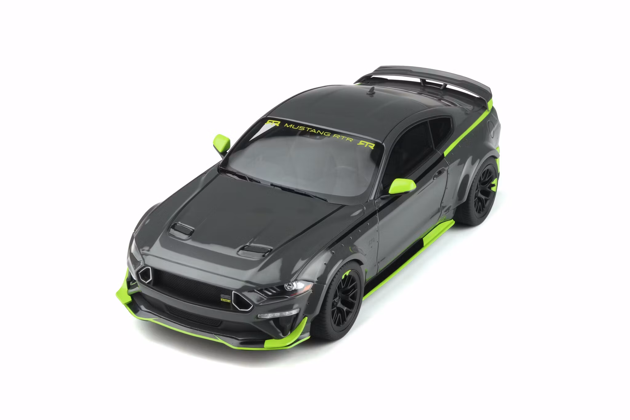 Skala 1/18 RTR Mustang Spec 5 10th Anniversary fr GT Spirit (GT-384)