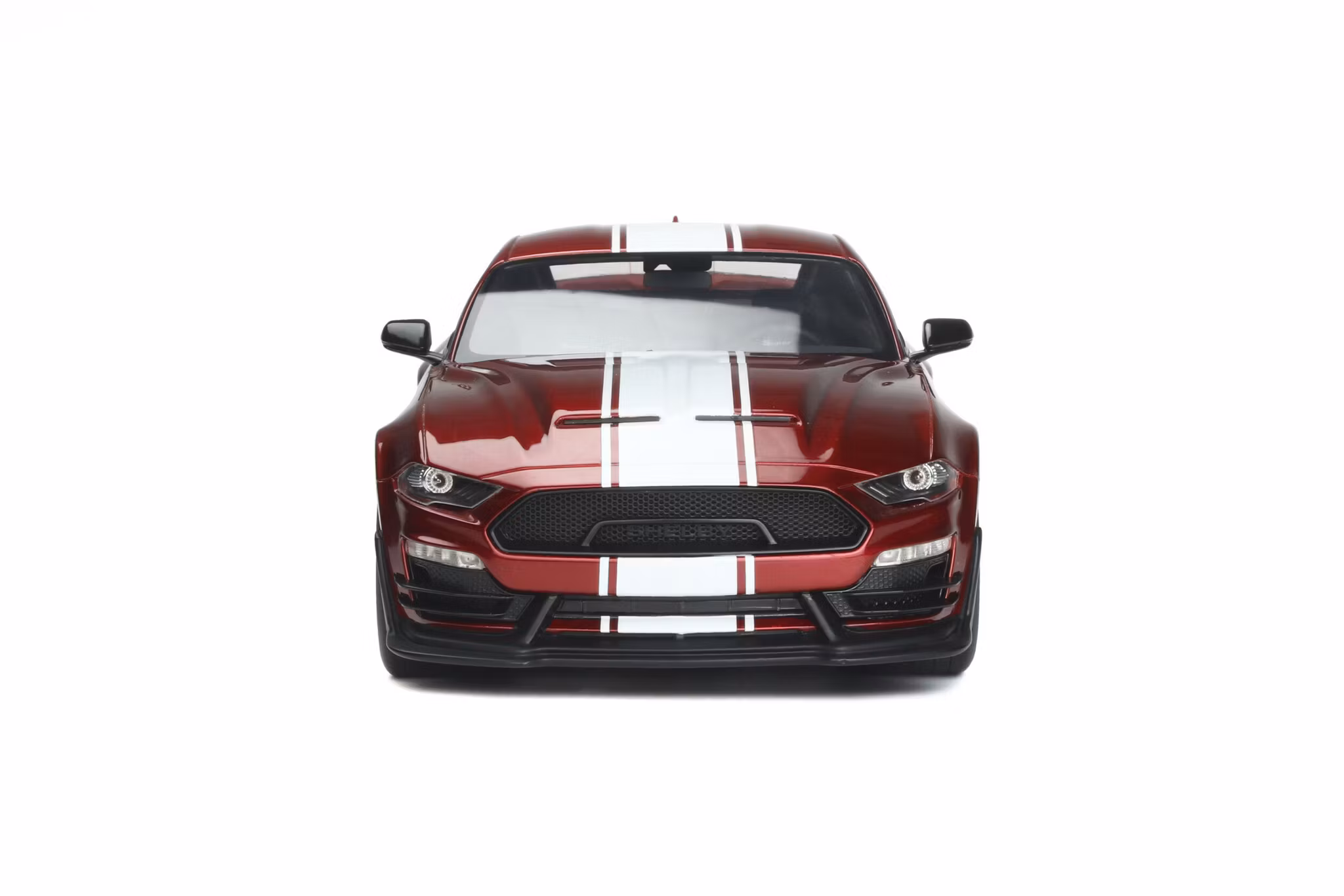 Skala 1/18 Shelby Mustang Super Snake Coupe fr GT Spirit (GT-397)