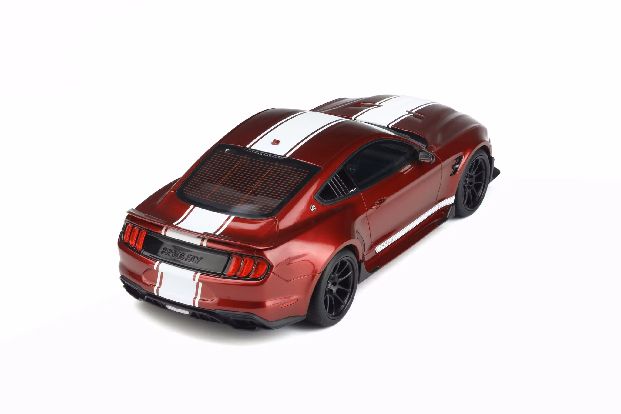 Skala 1/18 Shelby Mustang Super Snake Coupe fr GT Spirit (GT-397)
