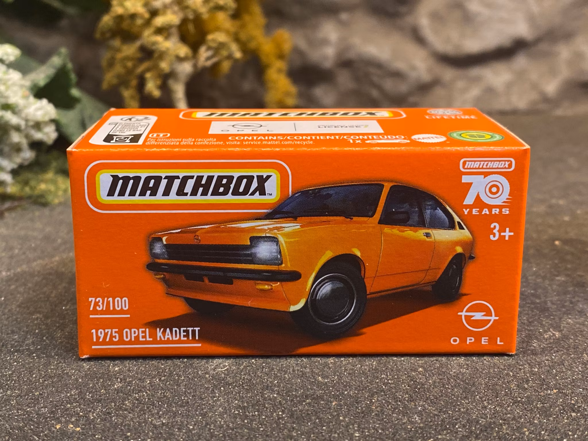 Skala 1/64 MATCHBOX 70 years - Opel Kadett 1975' Orange metallic