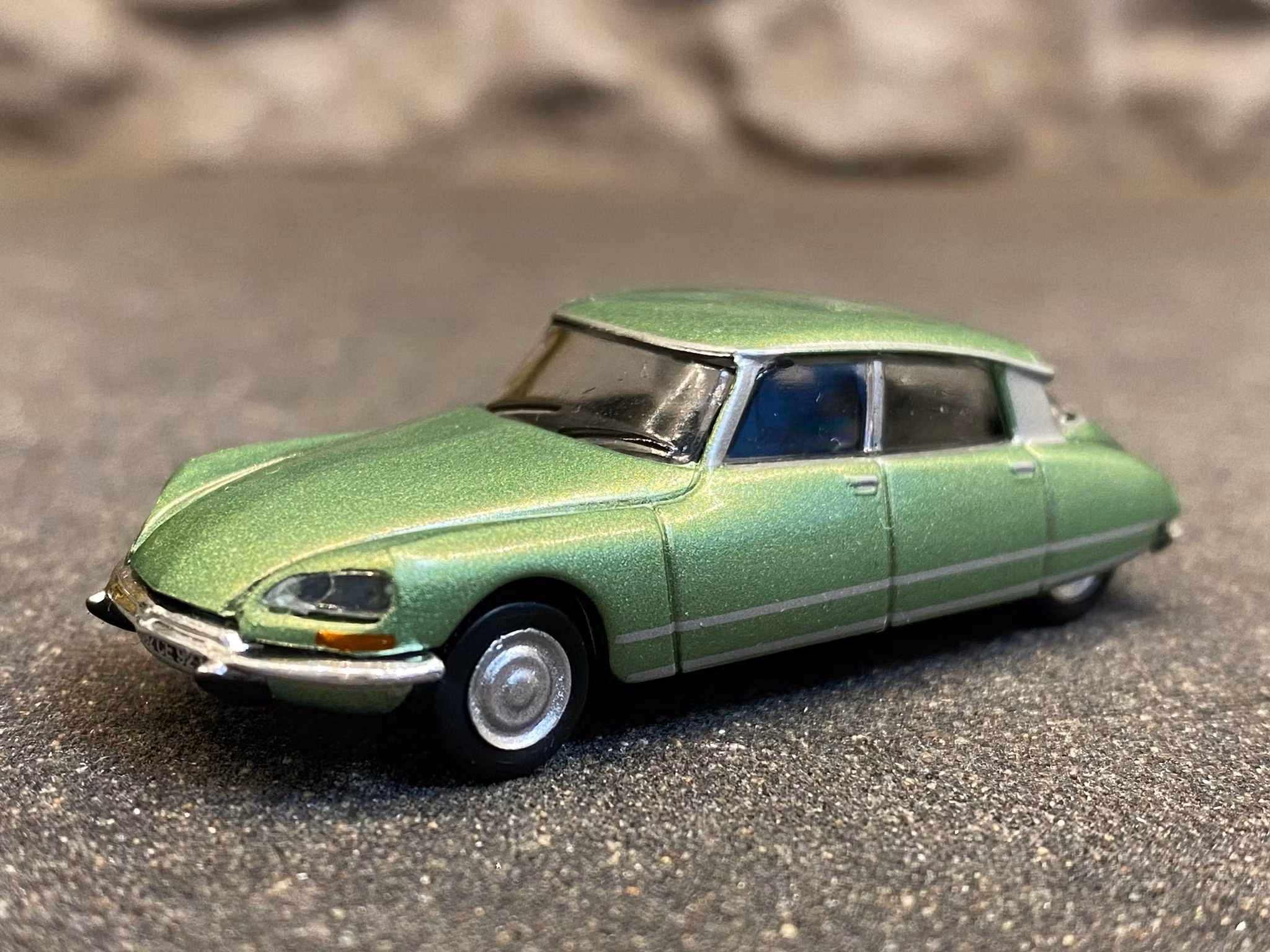 Skala 1/87 H0, Citroen DS23 1972, Green metallic fr Norev