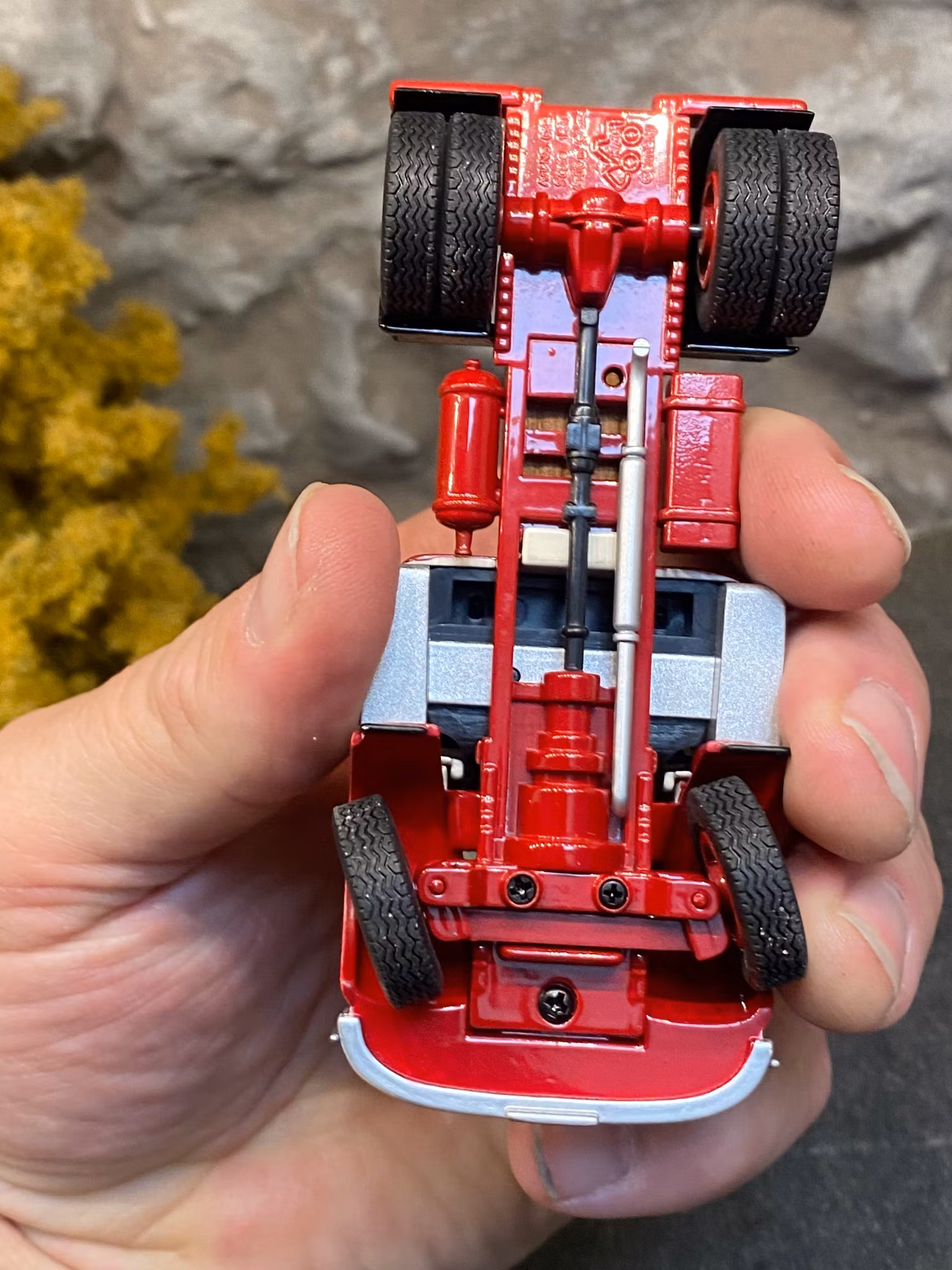 Skala 1/50 Scania L 60, White/red without box, fr NZG