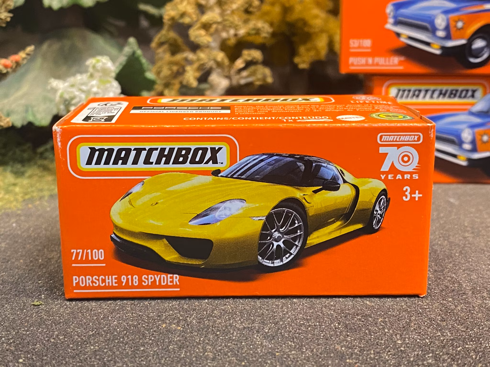 Skala 1/64 Matchbox 70 years - Porsche 918 Spyder, Yellow