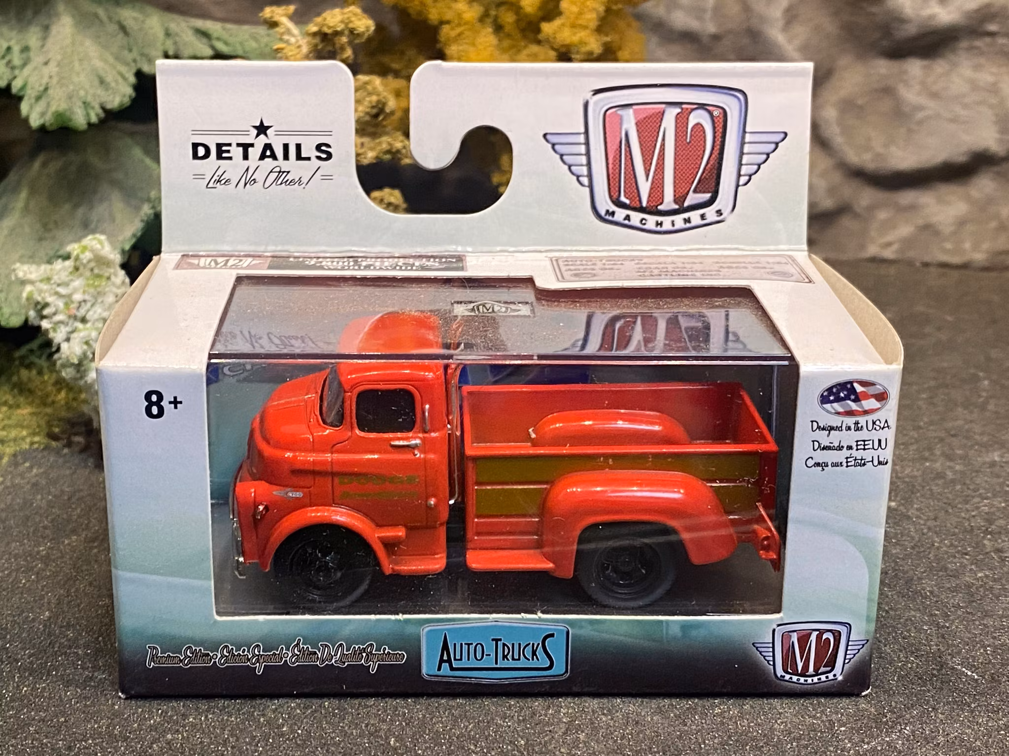 Skala 1/64 Dodge COE truck 1958' red fr M2 Machines