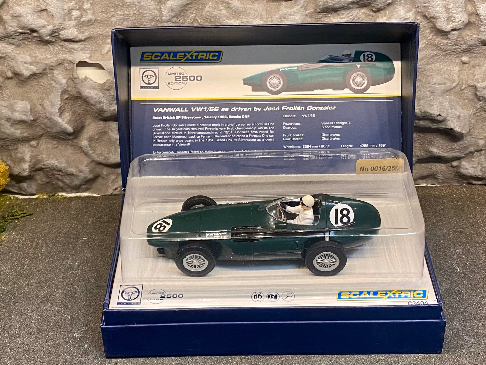 Skala 1/32 An. Slotcar - Legends Vanvall VW1/56 Silverstone fr Scalextric