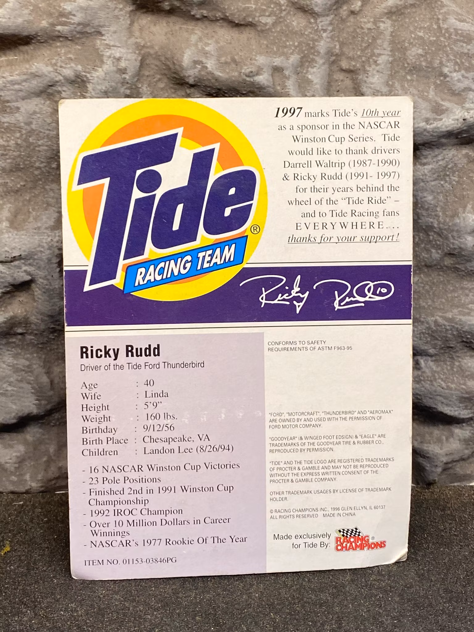 Skala 1/64 Tide Racing Collectors Edition - Ford Thunderbird "Nascar" fr Racing Champions