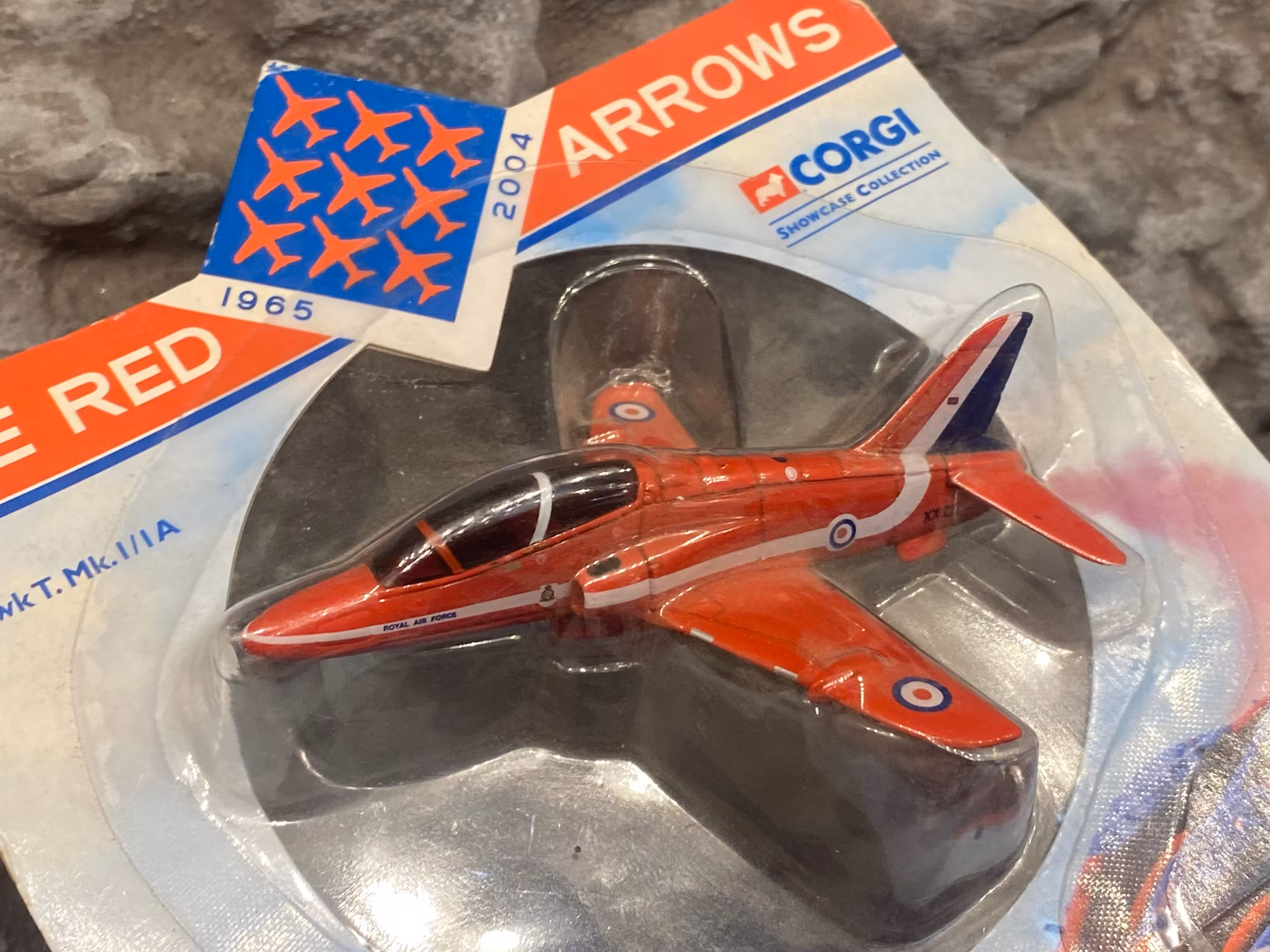 The Red Arrows -Hawk T. Mk 1/1A with Stand (10 cm long) fr Corgi