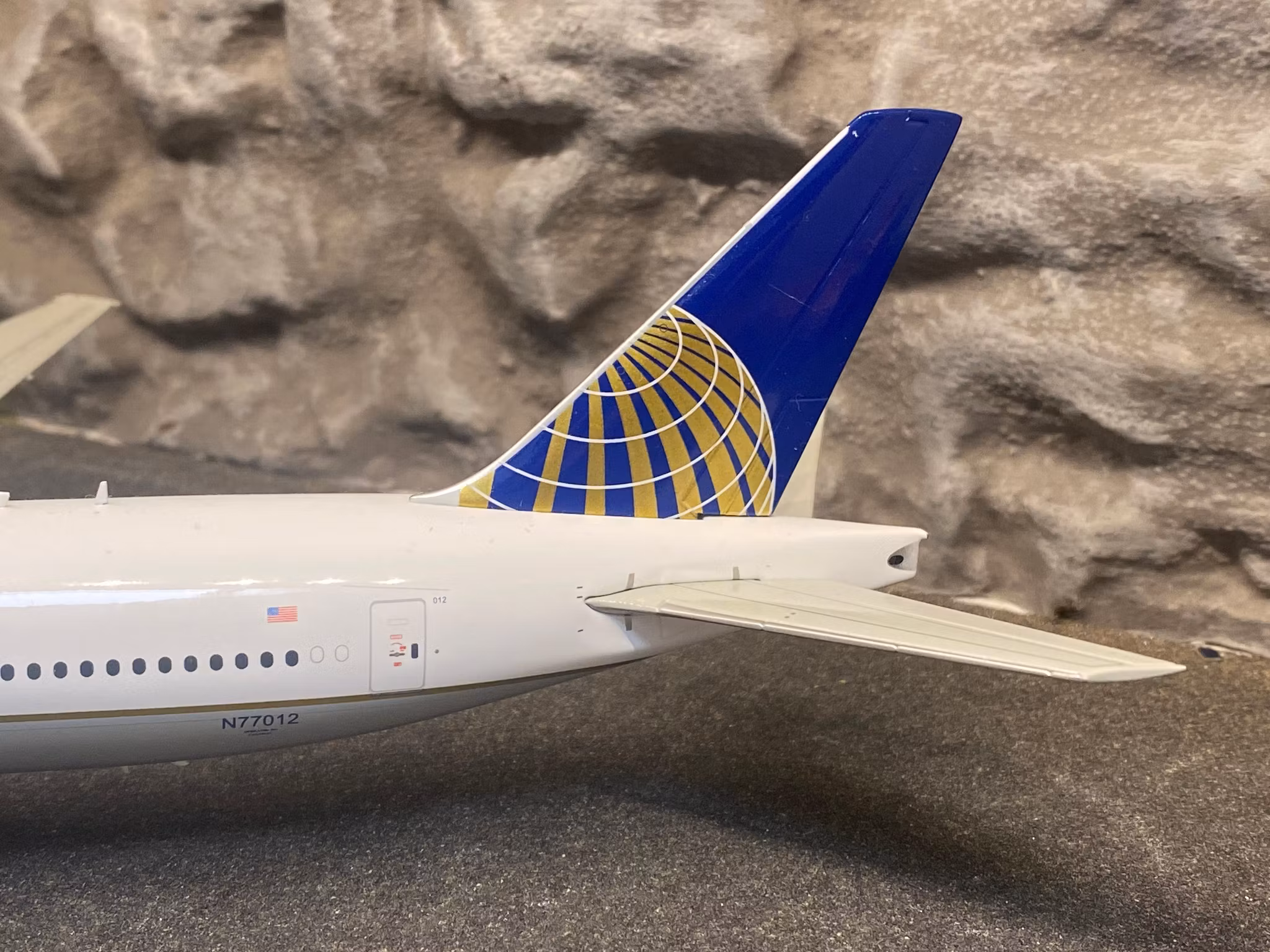 Scale 1/200 Boeing 777-200ER "United" Art nr G2UAL239 fr Gemini 200