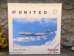 Scale 1/200 Boeing 747-400 "United Airlines" 550161 fr Herpa Wings