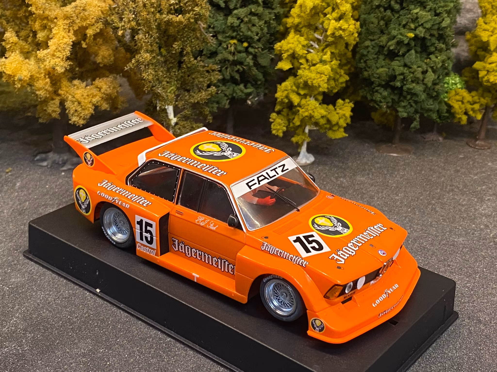 Scale 1/32 An. Slotcar: BMW 320 Gr 5 FALTZ- Jägermeister 77 #15 fr Sideways Racer
