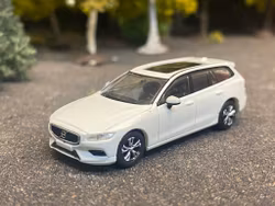 Skala 1/87 - NEW Volvo V60, white fr PCX87