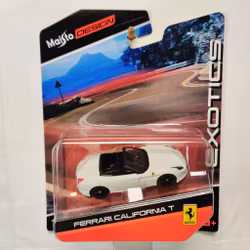 Skala 1/64 Ferrari California T, matt vit/matte white fr Maisto Design