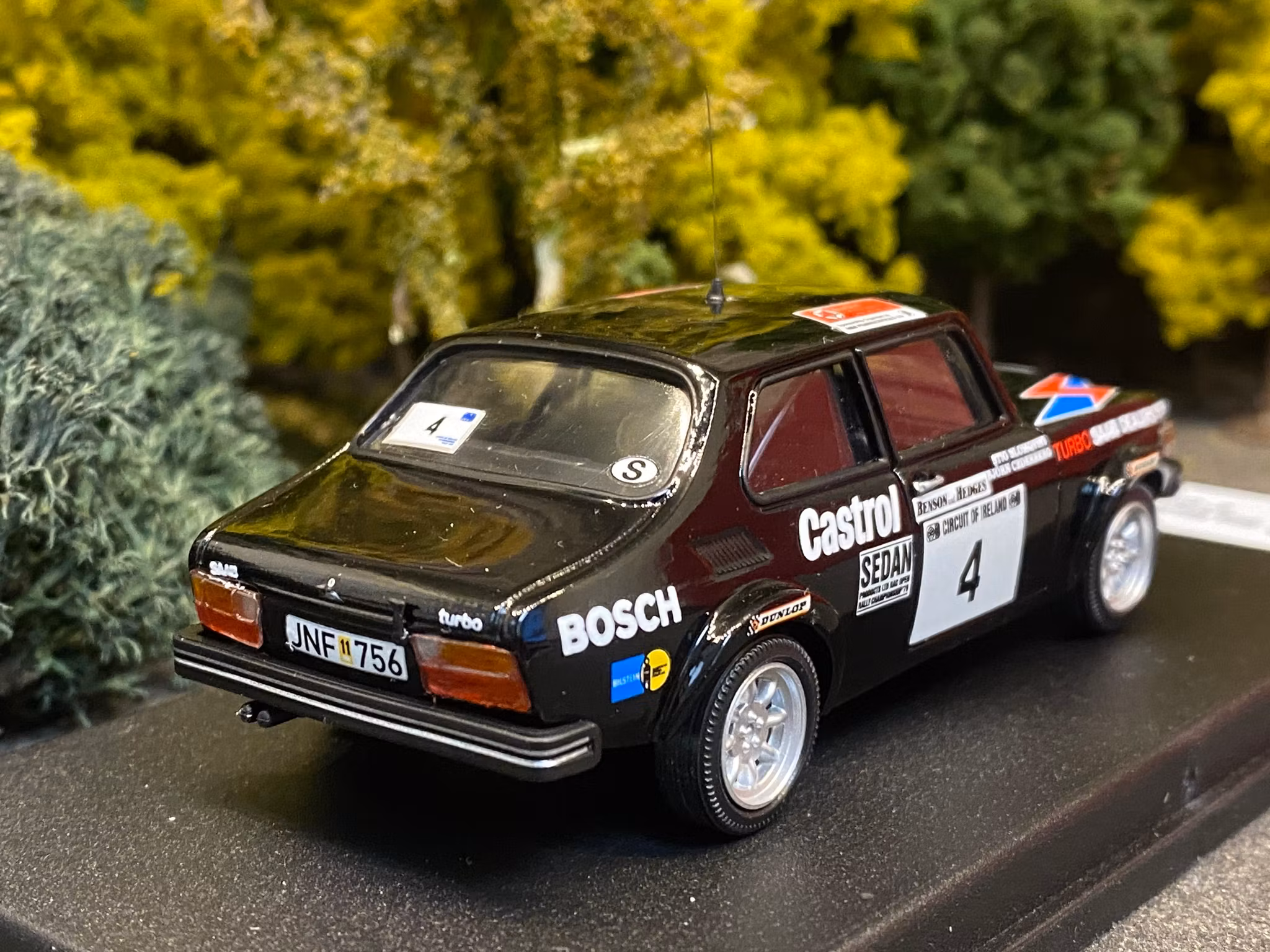 Skala 1/43 Saab 99, Circuit of Ireland 79', S Blomqvist/B Cederberg f Troféu DSN43