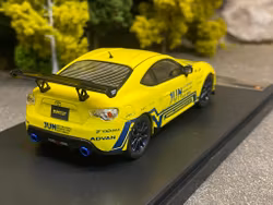 Skala 1/43 Toyota 86, Tuned by JUN, Yellow fr Tarmac Works