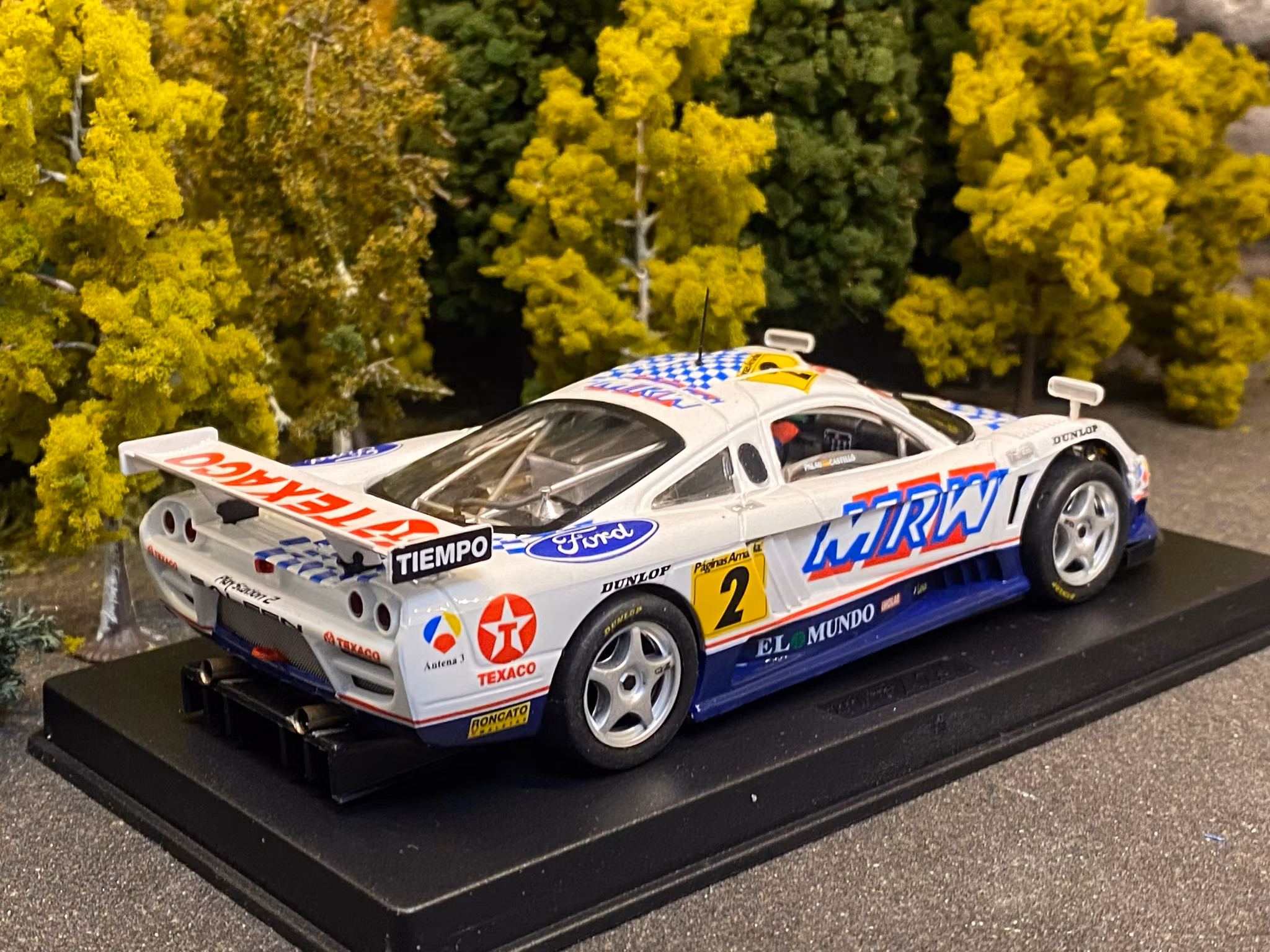 Scale 1/32 Analogue FLY slotcar: Saleen S7R #2, Campeón de Espana GT 2001