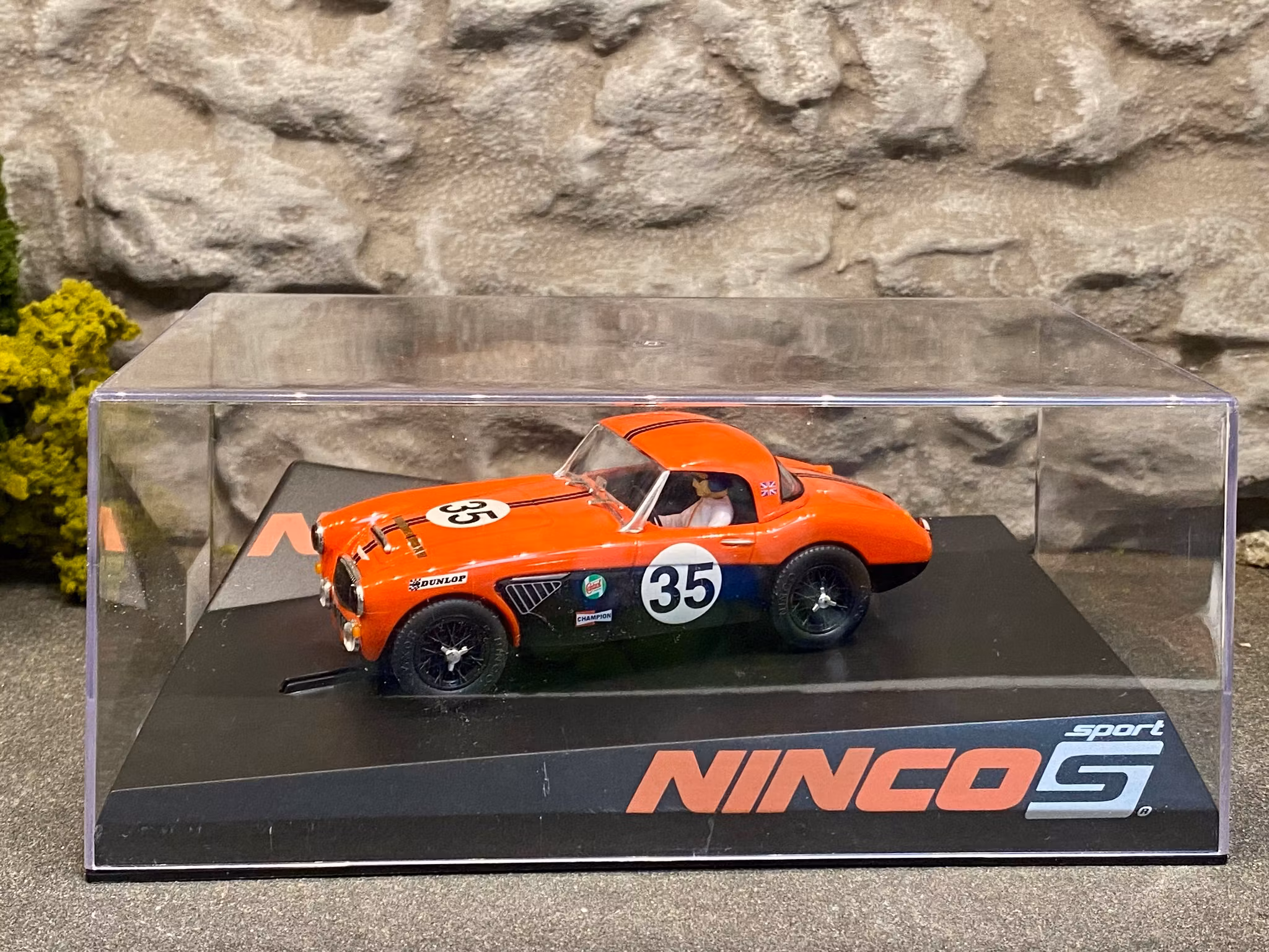 Skala 1/32 Begagnad/Used Analouge slotcar: Austin Healey - Sport Red fr Ninco