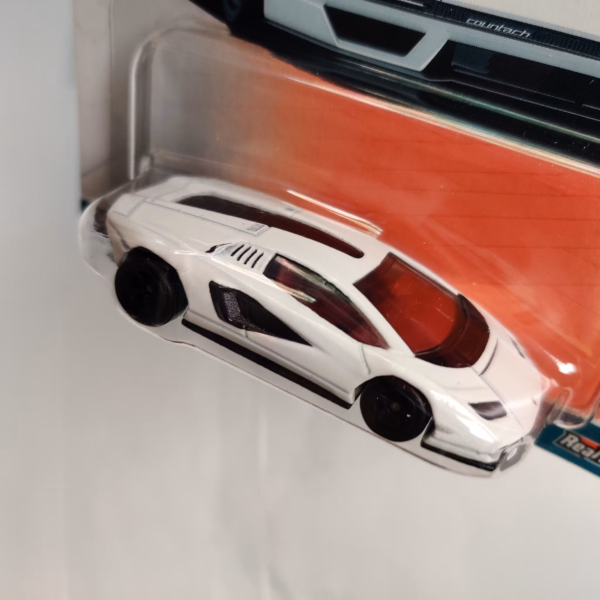 Skala 1/64 Hot Wheels Premium, Spettacolare, Lamborghini Countach LPI 800-4