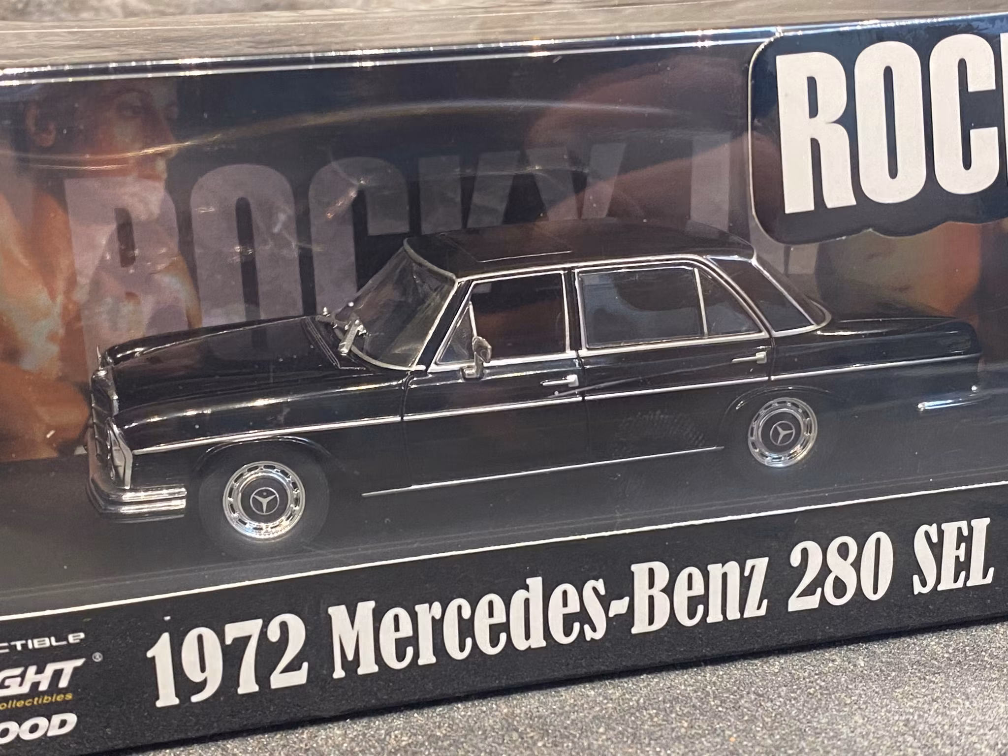 Skala 1/43 1972 Mercedes-Benz 280 SEL 4,5 (W108) ROCKY IV - Greenlight Hollywood