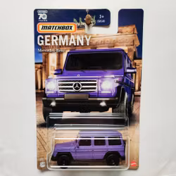 Skala 1/64 MATCHBOX - Germany - Mercedes-Benz G 550 - Lila matt