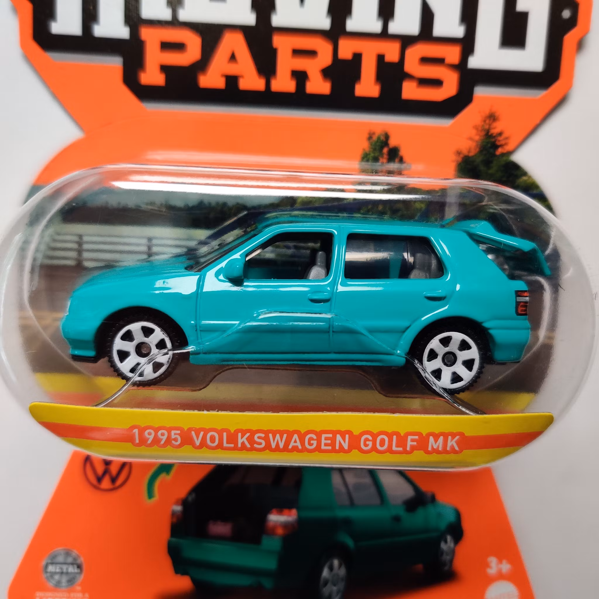 Skala 1/64 Matchbox "Moving parts" - Volkswagen Golf Mk3 95'