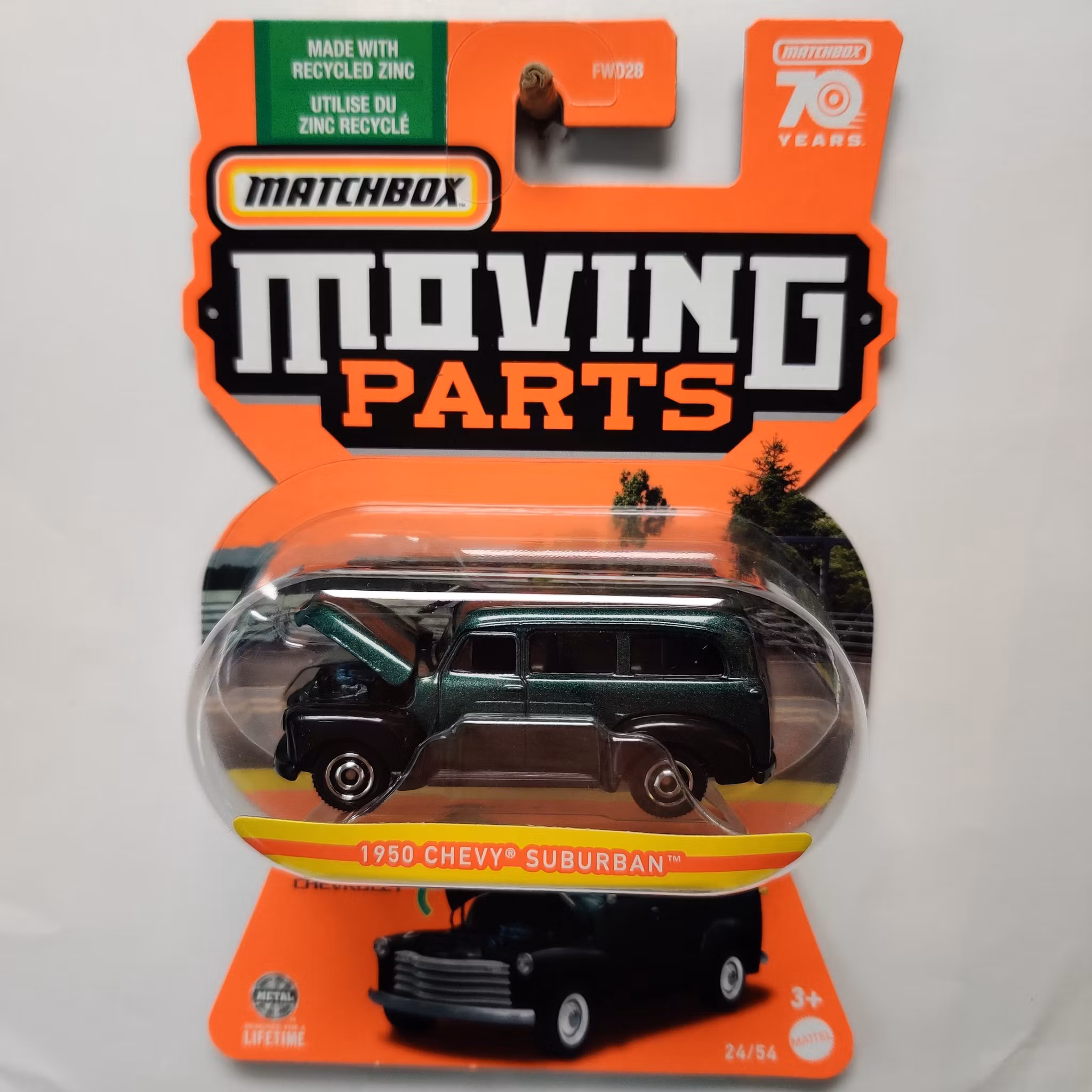 Skala 1/64 Matchbox "Moving Parts" - Chevy Suburban 1950
