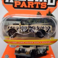 Skala 1/64 Matchbox "Moving Parts" - Land Rover Gen II Pickup 1965
