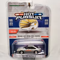 Skala 1/64 Greenlight, "Hot Pursuit", Ford Mustang GT 1982 - Georgia State patrol/trooper