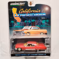 Skala 1/64 Greenlight, "California LowRiders" - Cadillac Coupe DeVille 73'