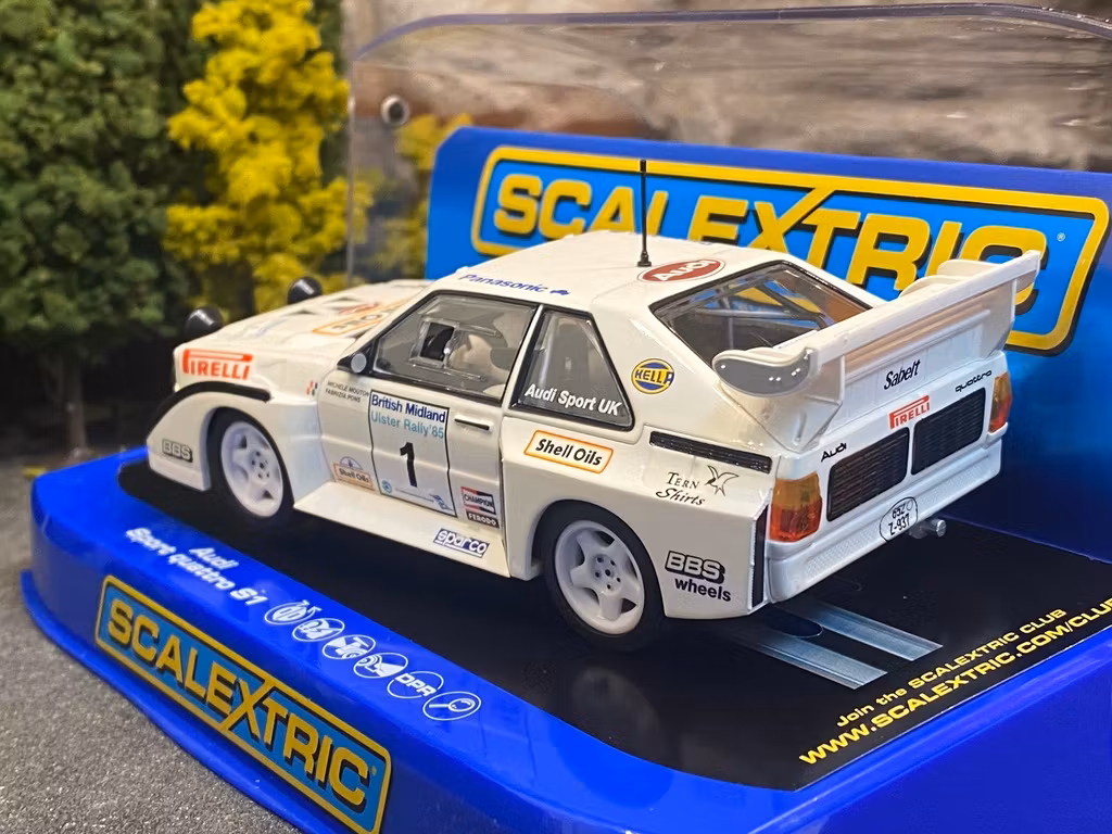 Skala 1/32 Audi Sport Quattro S2 1985 Rally Ulster Michéle Mouton/F.Pons f Scalextric